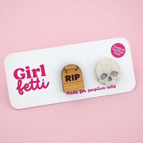 Halloween RIP tombstone & skull stud earring